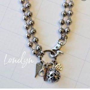 New Plunder Londyn Necklace Retired